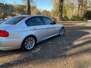 2011 BMW 3 Series 328i's photo
